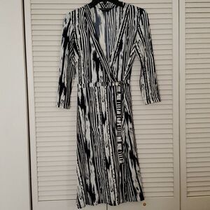 BCBGMAXAZRIA Women's Black and White Dress
